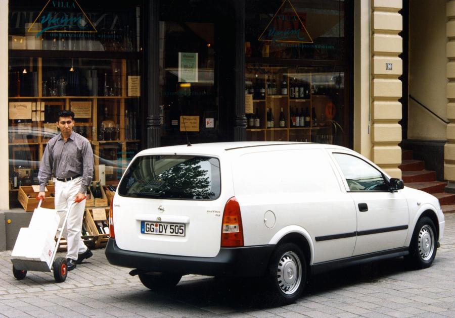  Opel Astravan (G) 1999 года  (фото 7 из 9)